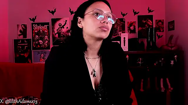 Snapshot of lilith-deveraux chatting on 04-10-26, 05:06 lilith-deveraux online show from 04-10-26, 05:06