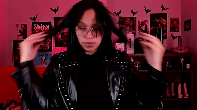 Snapshot of lilith-deveraux chatting on 04-24-26, 11:18 lilith-deveraux online show from 04-24-26, 11:18
