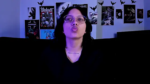 lilith-deveraux online show from 06-06-26, 05:06