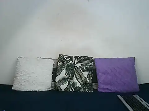 Thickqueenxxx online show from 05-12-26, 06:32