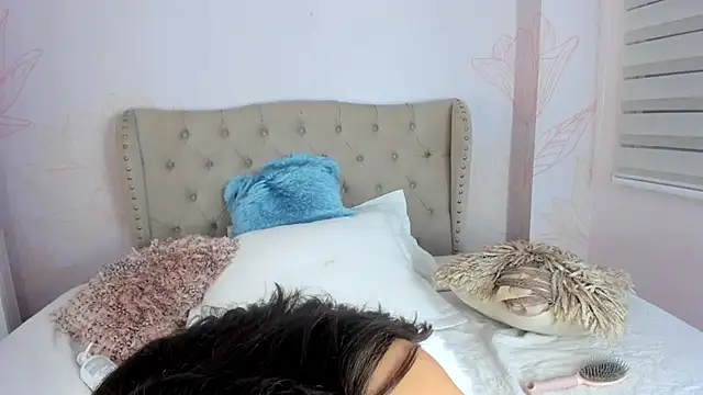 MelissaGrayy online show from 11-19-25, 11:32