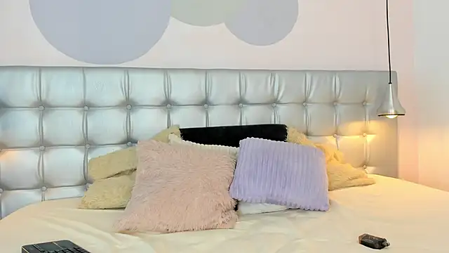 Axel brunette1 online show from 02-17-25, 07:53