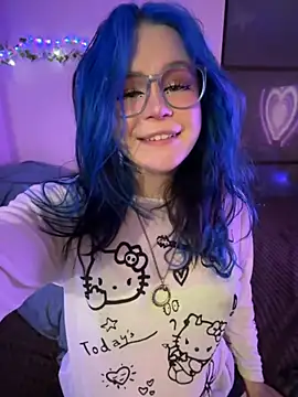 Snapshot of MaddisonHaas chatting on 10-12-25, 12:20 MaddisonHaas online show from 10-12-25, 12:20