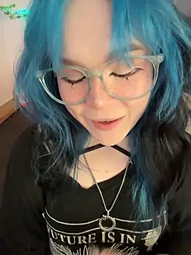 MaddisonHaas online show from 05-10-26, 01:27