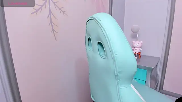 Sweetgirl4u  online show from 02-12-25, 10:24