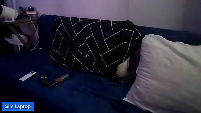 Snapshot of KySir1990 chatting on 09-29-25, 12:27 KySir1990 online show from 09-29-25, 12:27