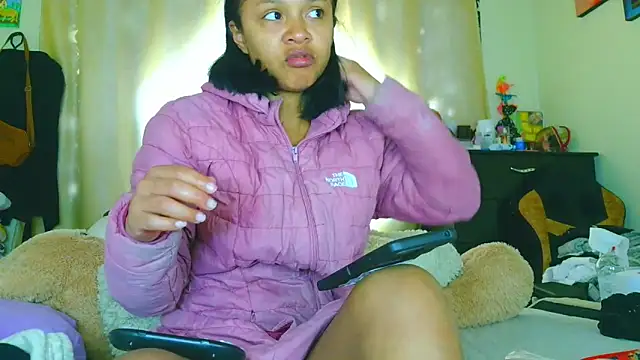 Samary thomas online show from 04-29-26, 02:43