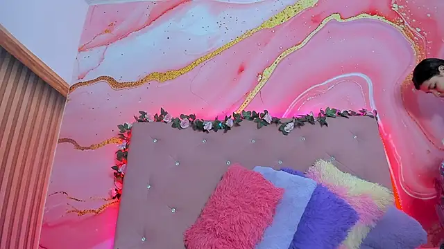 Taylor  cooper online show from 02-28-25, 07:03