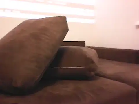 uleglasuczPL online show from 12-18-24, 03:26