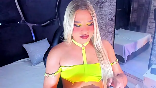 Elody Preysler69 online show from 10-10-25, 04:55