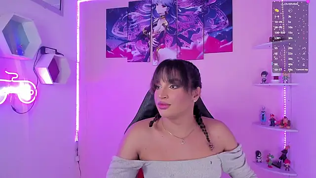 KylieVictoria online show from 12-06-24, 04:14