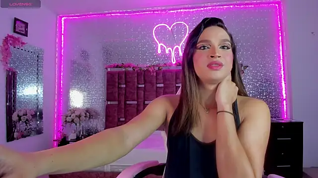 KylieVictoria online show from 01-09-25, 04:30