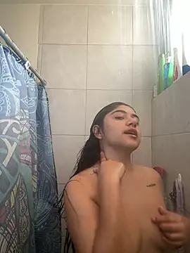 karlynoguez online show from 01-22-25, 06:10