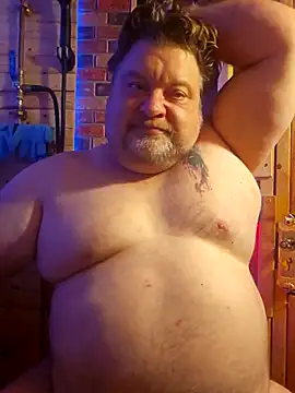 Snapshot of alienbunny chatting on 10-11-25, 04:12 alienbunny online show from 10-11-25, 04:12