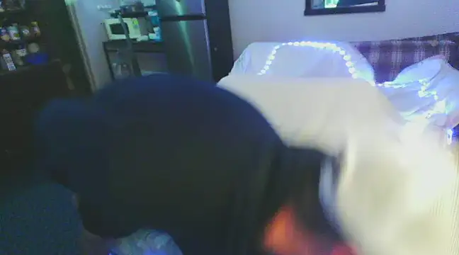 Snapshot of Cooperstone chatting on 12-10-24, 07:16 Cooperstone online show from 12-10-24, 07:16