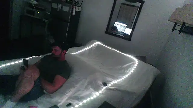 Snapshot of Cooperstone chatting on 12-11-24, 04:39 Cooperstone online show from 12-11-24, 04:39