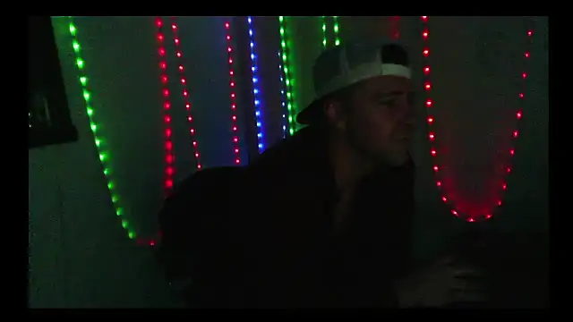 Snapshot of Cooperstone chatting on 12-20-24, 01:14 Cooperstone online show from 12-20-24, 01:14