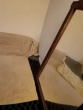 Snapshot of Cooperstone chatting on 01-11-25, 08:10 Cooperstone online show from 01-11-25, 08:10