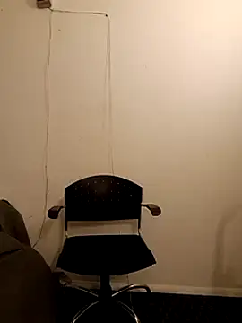 Snapshot of Cooperstone chatting on 02-14-25, 12:41 Cooperstone online show from 02-14-25, 12:41