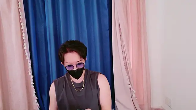 Snapshot of xxx_men chatting on 06-14-26, 12:52 xxx men online show from 06-14-26, 12:52
