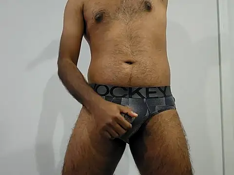 Snapshot of 8inch_desi chatting on 11-02-25, 09:50 8inch desi online show from 11-02-25, 09:50