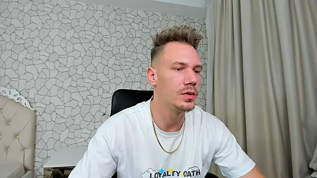 MateoBenjaminX online show from 12-21-24, 04:46