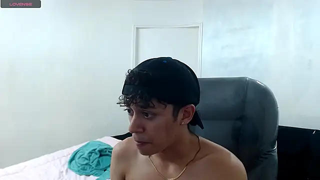 DamiBright online show from 03-11-25, 01:26