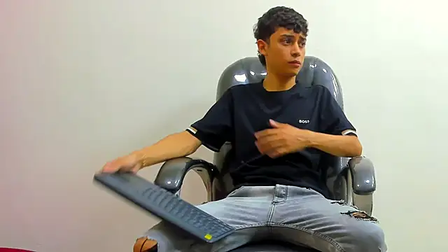 DamiBright online show from 10-04-25, 06:17