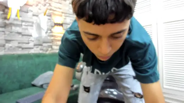 DamiBright online show from 10-10-25, 05:56