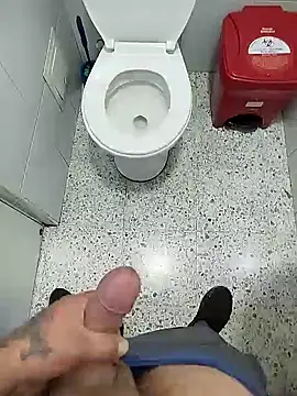 Snapshot of xxierra chatting on 01-31-25, 04:48 xxierra online show from 01-31-25, 04:48