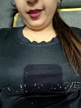 Shanaya Hotty online show from 02-11-26, 08:58