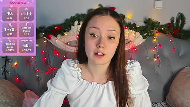 Snapshot of MiriaamWhite chatting on 01-12-25, 01:48 MiriaamWhite online show from 01-12-25, 01:48