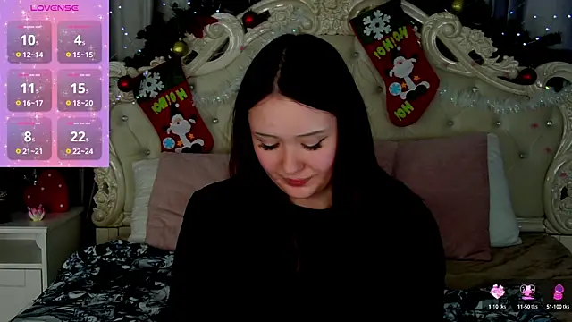 Snapshot of MiriaamWhite chatting on 01-16-25, 06:48 MiriaamWhite online show from 01-16-25, 06:48