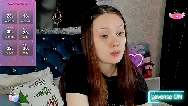 Snapshot of MiriaamWhite chatting on 01-25-25, 02:03 MiriaamWhite online show from 01-25-25, 02:03