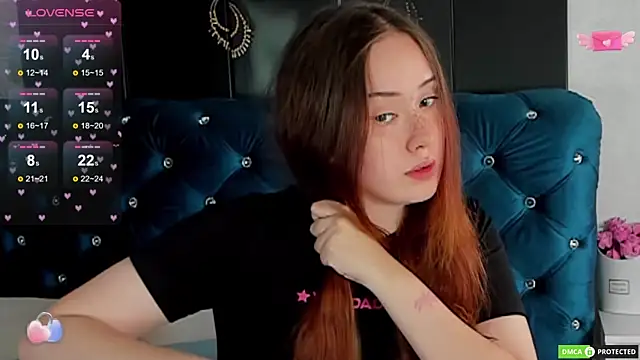 Snapshot of MiriaamWhite chatting on 09-17-25, 03:19 MiriaamWhite online show from 09-17-25, 03:19