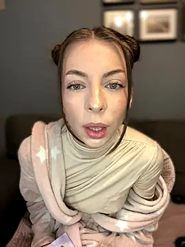 Mia Ethan online show from 12-04-24, 10:35