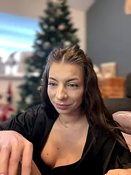 Mia Ethan online show from 12-06-24, 11:11