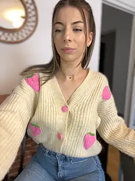 Mia Ethan online show from 10-02-25, 07:26