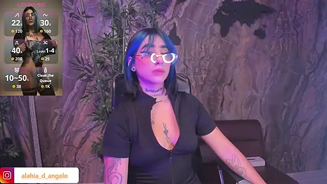 Snapshot of Alahia_Dangelo chatting on 03-01-26, 05:48 Alahia Dangelo online show from 03-01-26, 05:48