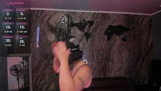 Snapshot of Alahia_Dangelo chatting on 03-20-26, 05:40 Alahia Dangelo online show from 03-20-26, 05:40