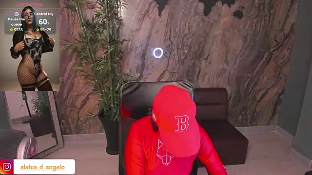 Snapshot of Alahia_Dangelo chatting on 03-27-26, 05:56 Alahia Dangelo online show from 03-27-26, 05:56