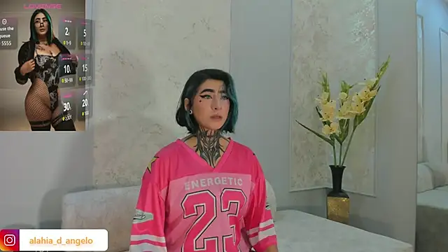 Alahia Dangelo online show from 05-14-26, 05:42