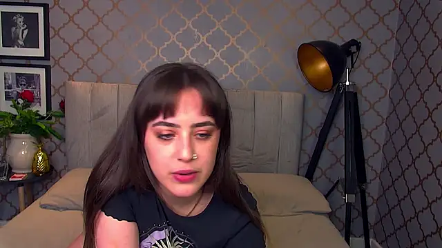 ValentinaBouxBabestation online show from 02-06-25, 01:54