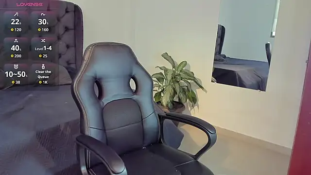  maria foxx  online show from 10-20-25, 07:03