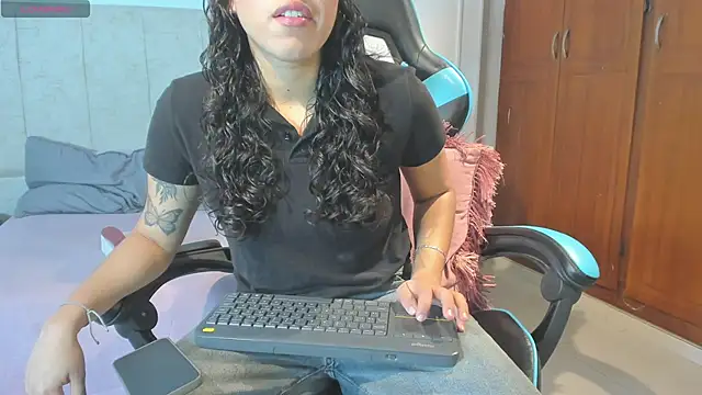  maria foxx  online show from 04-30-26, 04:13