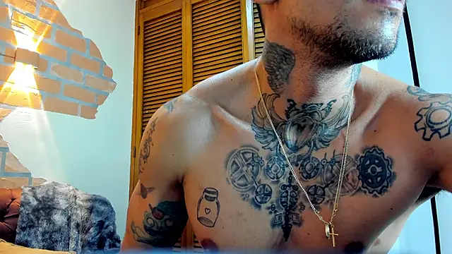 Snapshot of Dylanstonne chatting on 03-16-25, 02:33 Dylanstonne online show from 03-16-25, 02:33