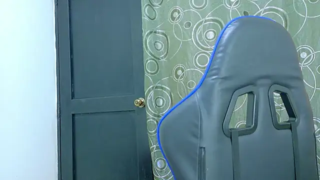 lindsayhoffman18 online show from 03-22-26, 03:04