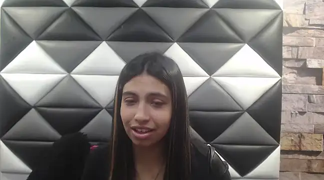 Snapshot of Tammy_Blackk chatting on 12-19-24, 12:12 Tammy Blackk online show from 12-19-24, 12:12