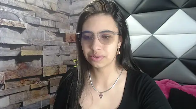 Snapshot of Tammy_Blackk chatting on 01-03-25, 11:46 Tammy Blackk online show from 01-03-25, 11:46