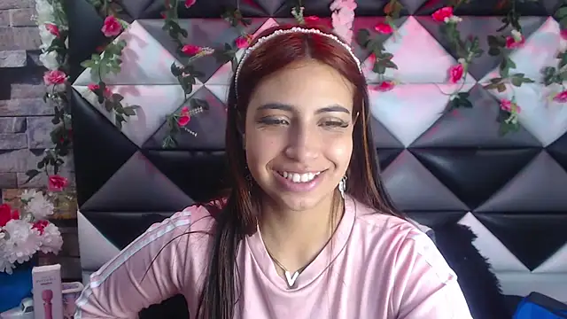 Snapshot of Tammy_Blackk chatting on 02-08-25, 12:39 Tammy Blackk online show from 02-08-25, 12:39